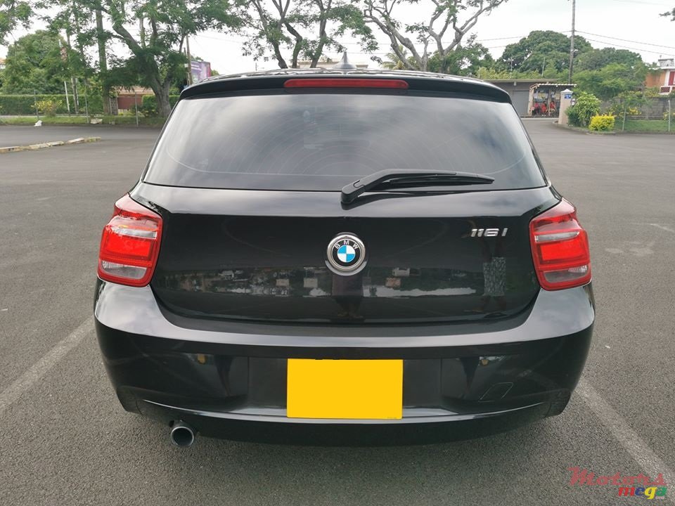 2011' BMW 116 i photo #5