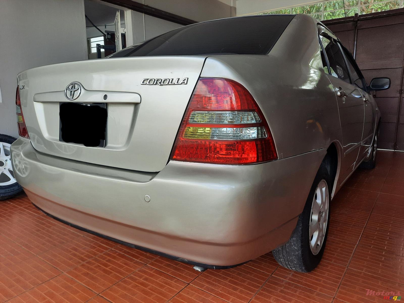 2002' Toyota Corolla photo #1