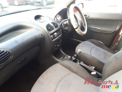 2004' Peugeot 206 photo #5