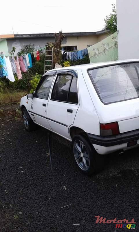 1992' Peugeot 205 photo #2