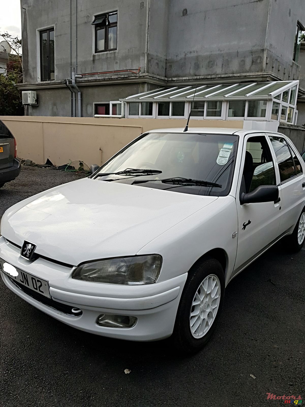 2002' Peugeot 106 photo #1