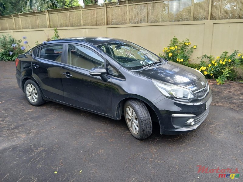 2016' Kia Rio photo #1