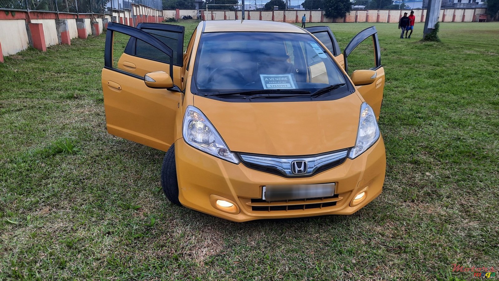 2011' Honda Fit Nil photo #2