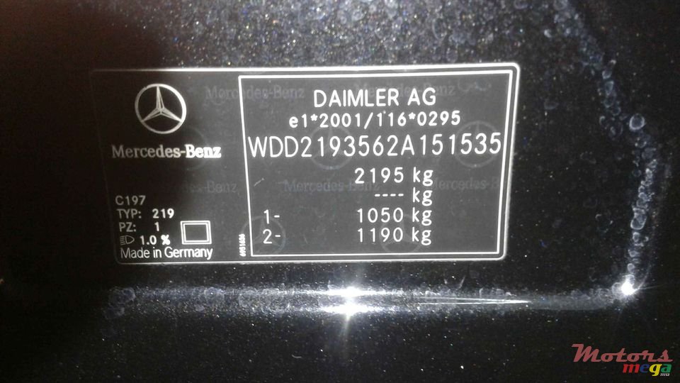 2009' Mercedes-Benz CLS 350 photo #7