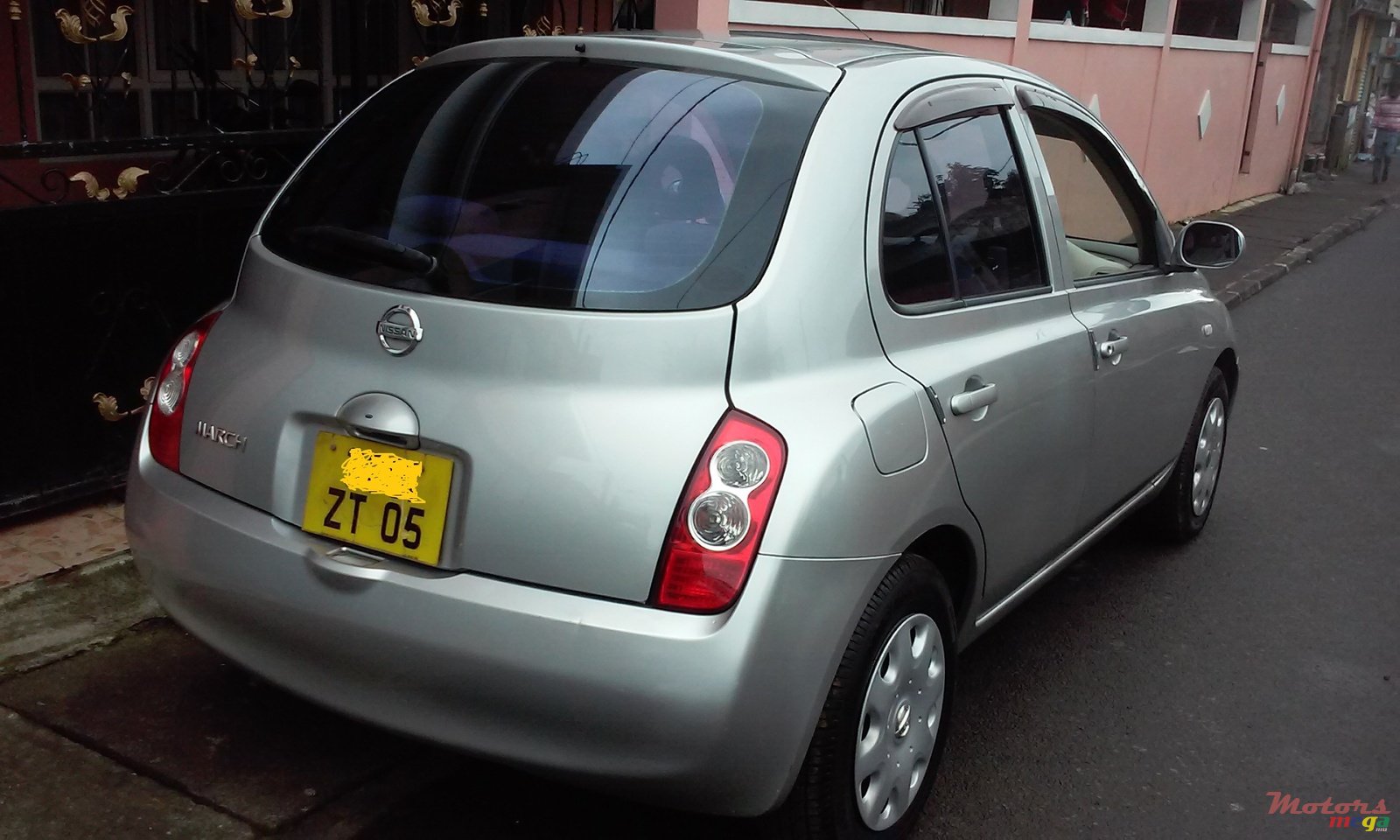 2005' Nissan AK 12 AUTOMATIC photo #1