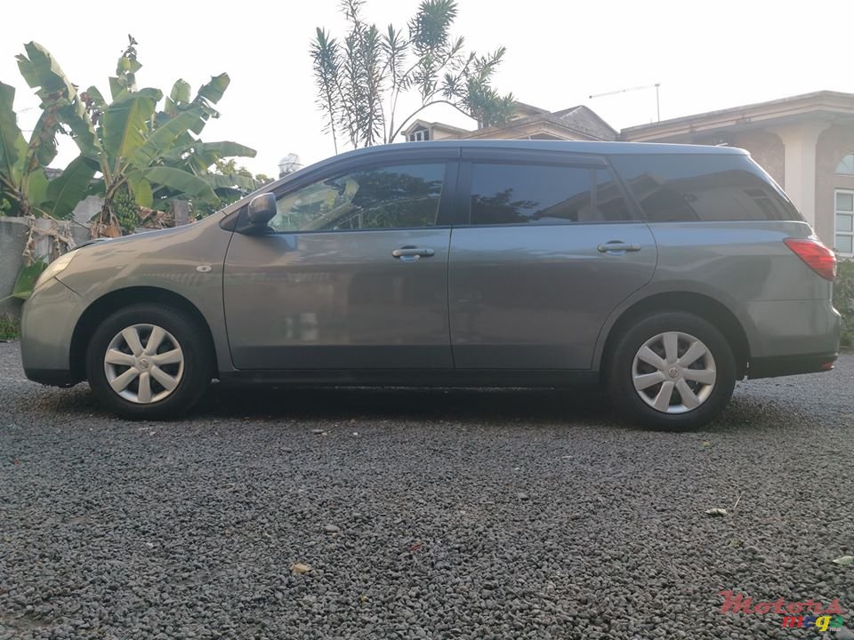 2012' Nissan Wingroad photo #4