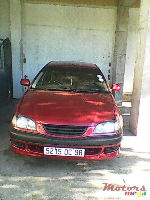 1998' Toyota Corolla photo #1