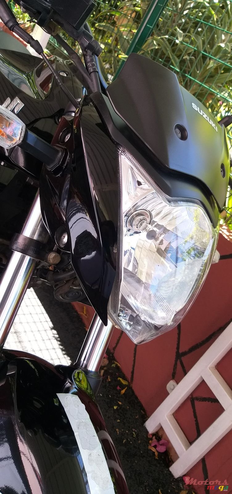 2017' Suzuki Gixxer photo #2