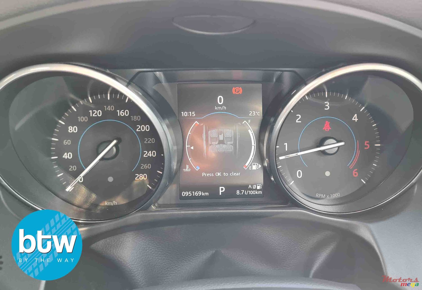 2018' Jaguar XFR photo #7