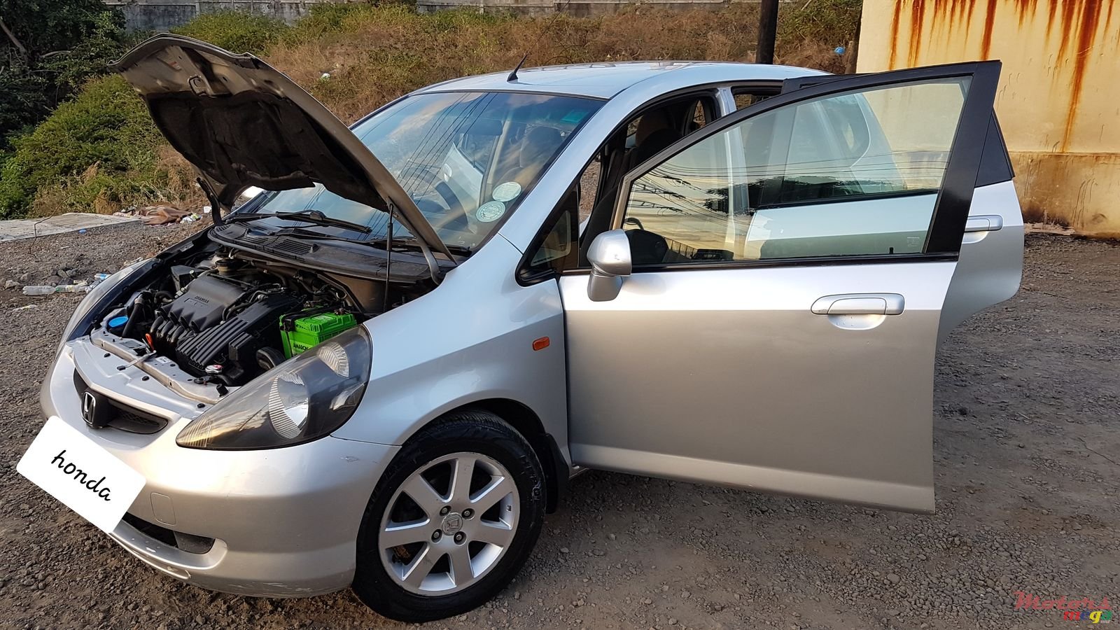 2004' Honda Fit photo #3