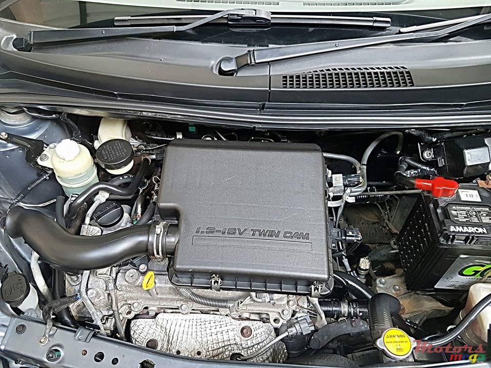 2010' Perodua Myvi photo #3