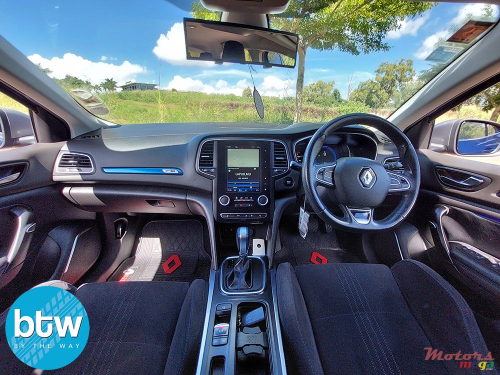 2017' Renault Megane photo #6