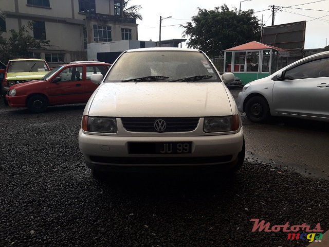 1999' Volkswagen Polo photo #5