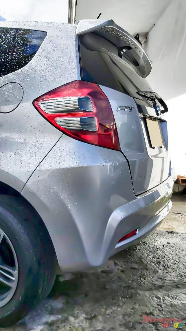 2011' Honda Fit photo #3