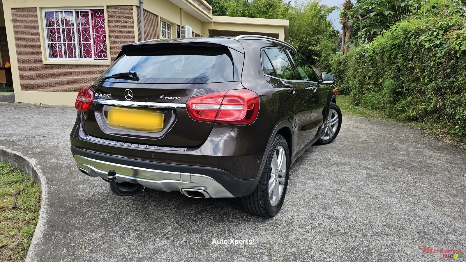 2014' Mercedes-Benz GLA 250 photo #4