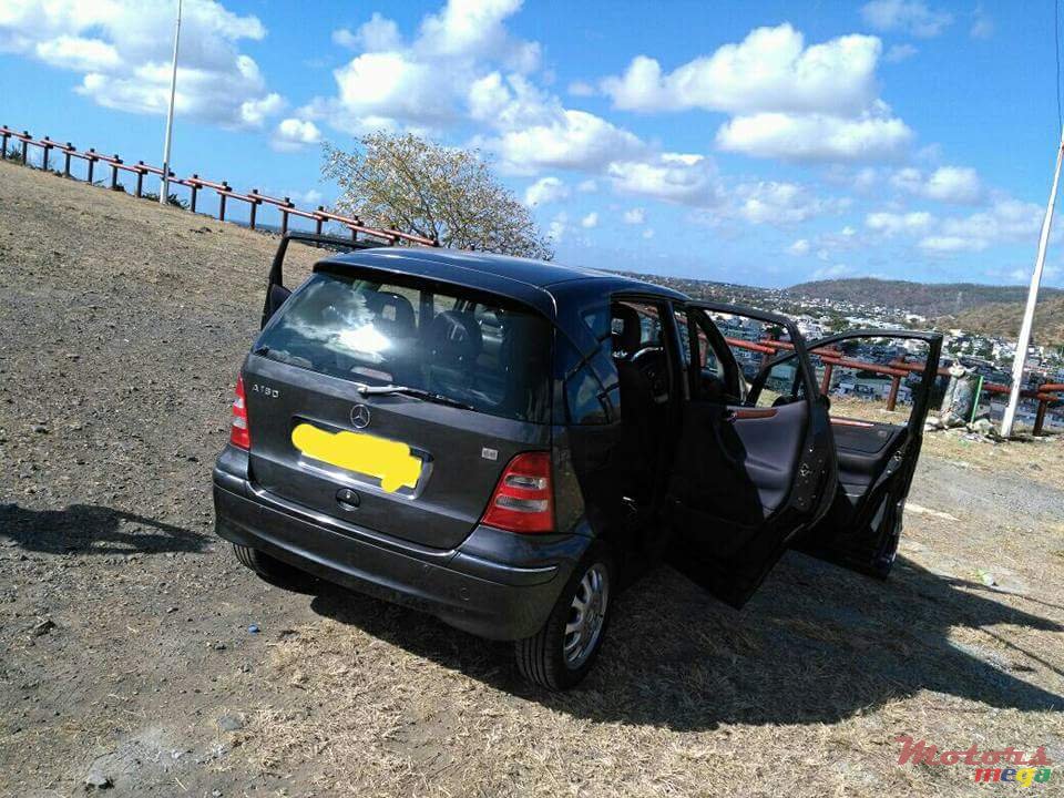 2003' Mercedes-Benz A 160 photo #5