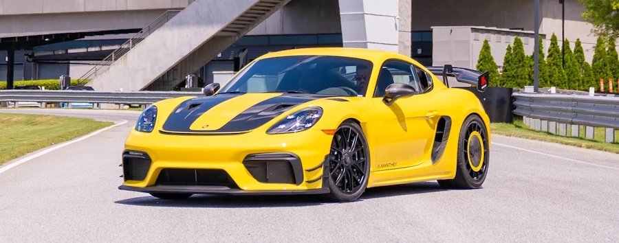 Porsche 718 Cayman GT4 RS Manthey Kit