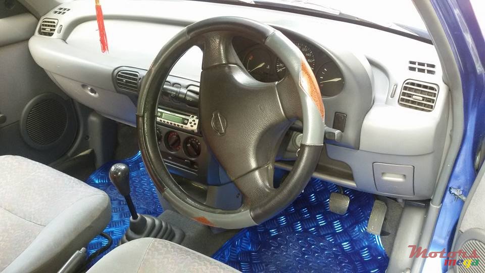 1996' Nissan Micra K11 photo #3