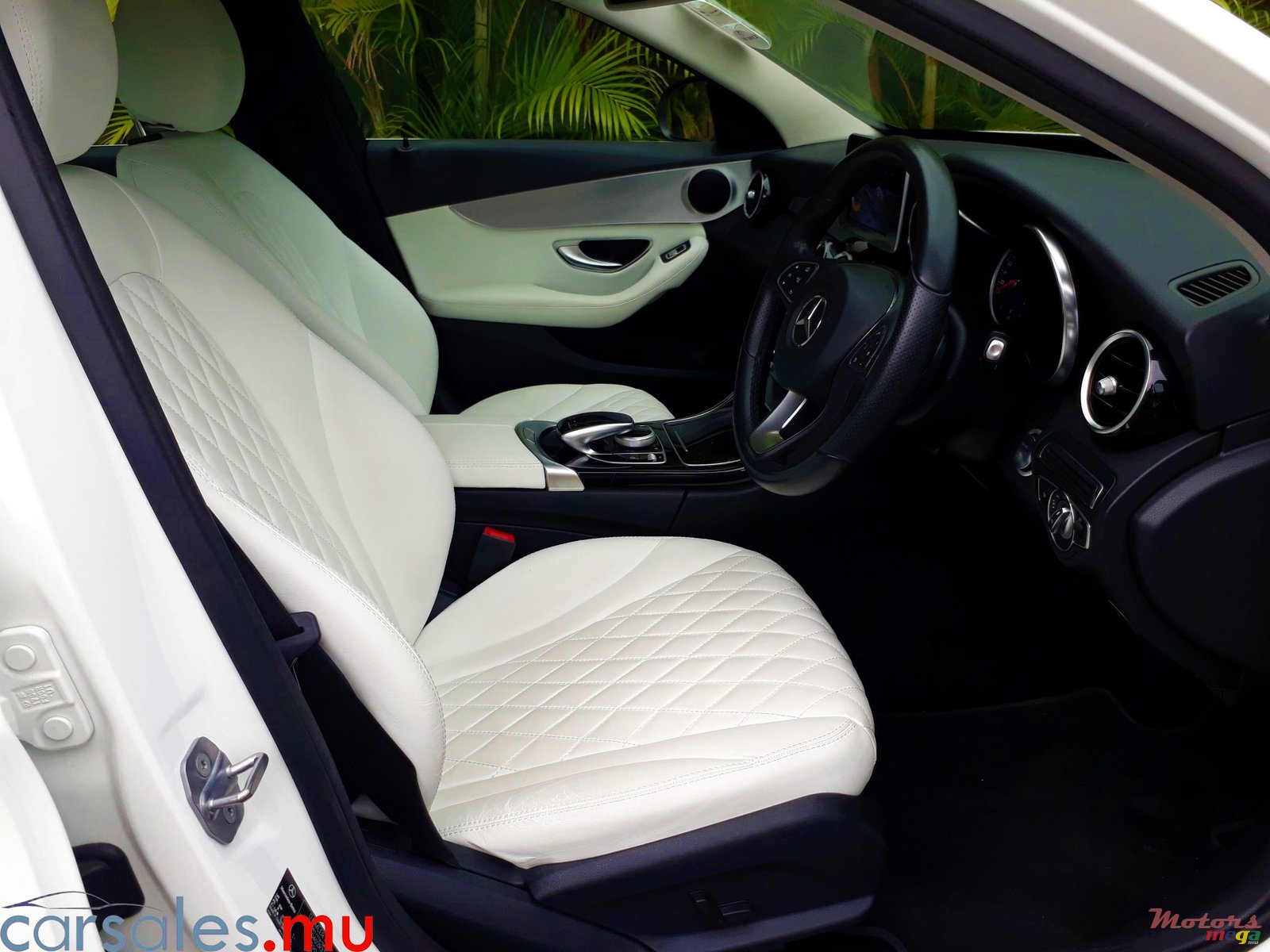 2018' Mercedes-Benz C-Class C180 Elegance photo #5