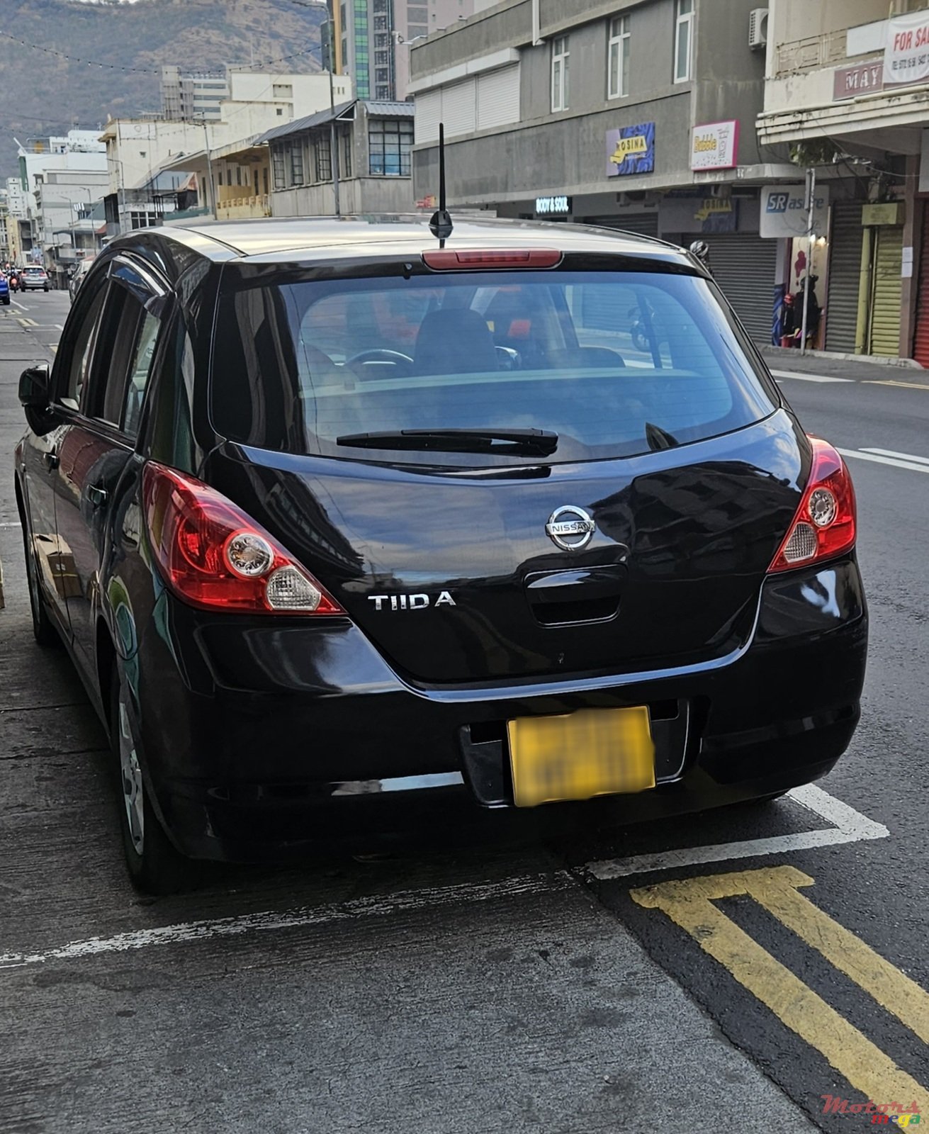 2008' Nissan Tiida photo #2