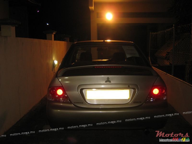 2003' Mitsubishi GLX photo #3