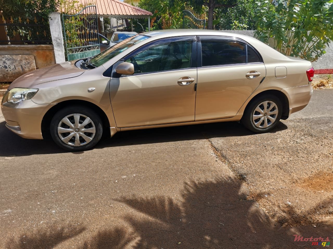 2010' Toyota Axio photo #4