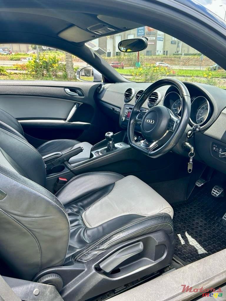 2009' Audi TT S photo #7