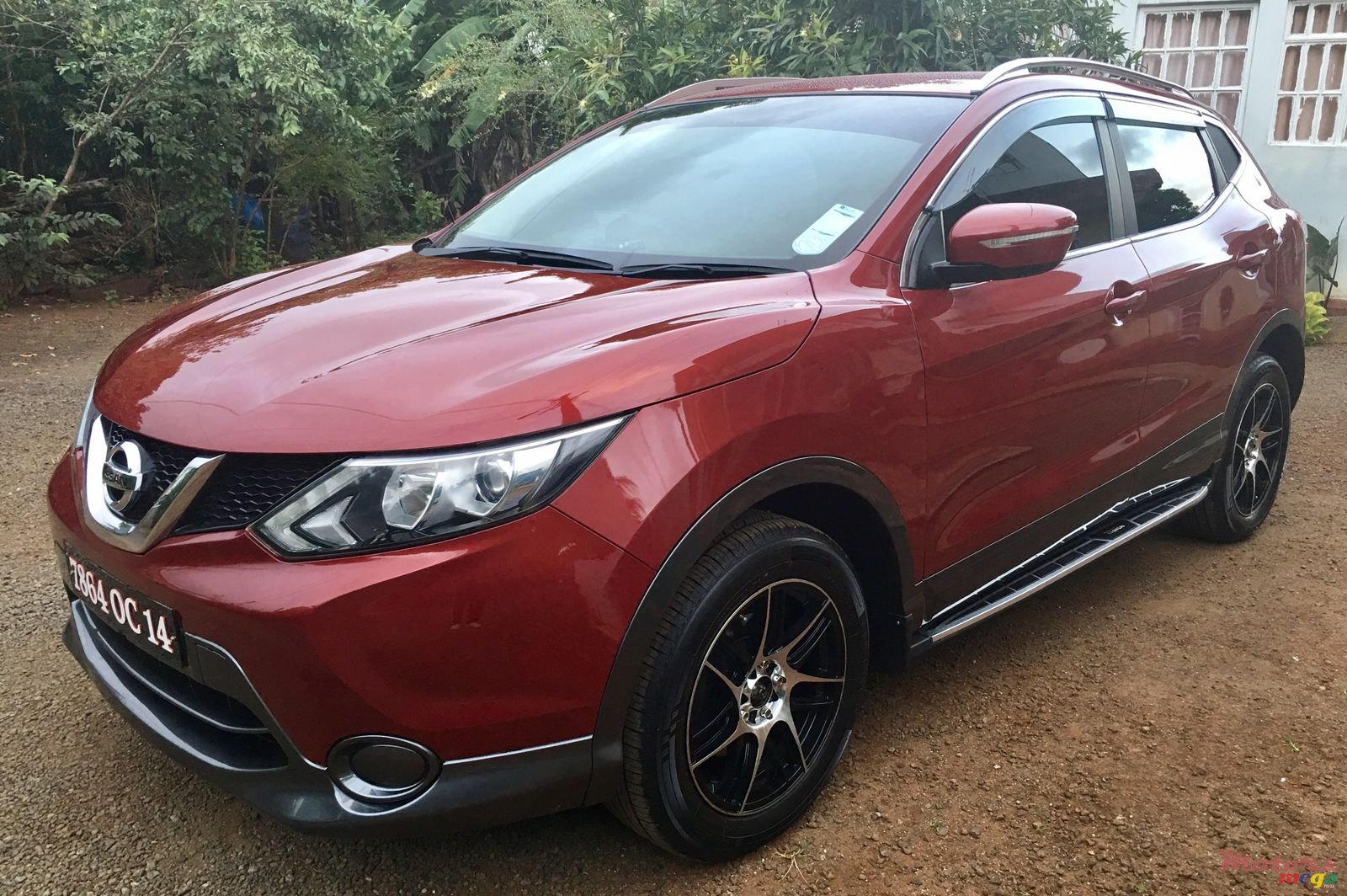 2014' Nissan Qashqai photo #2