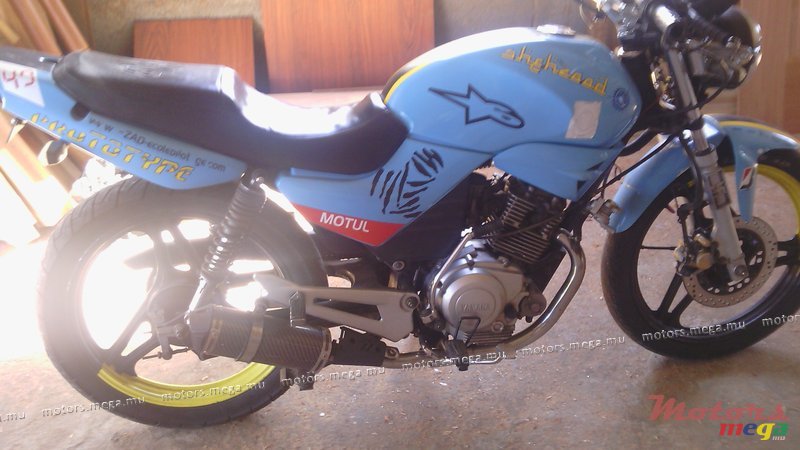 2009' Yamaha ybr 125 photo #1