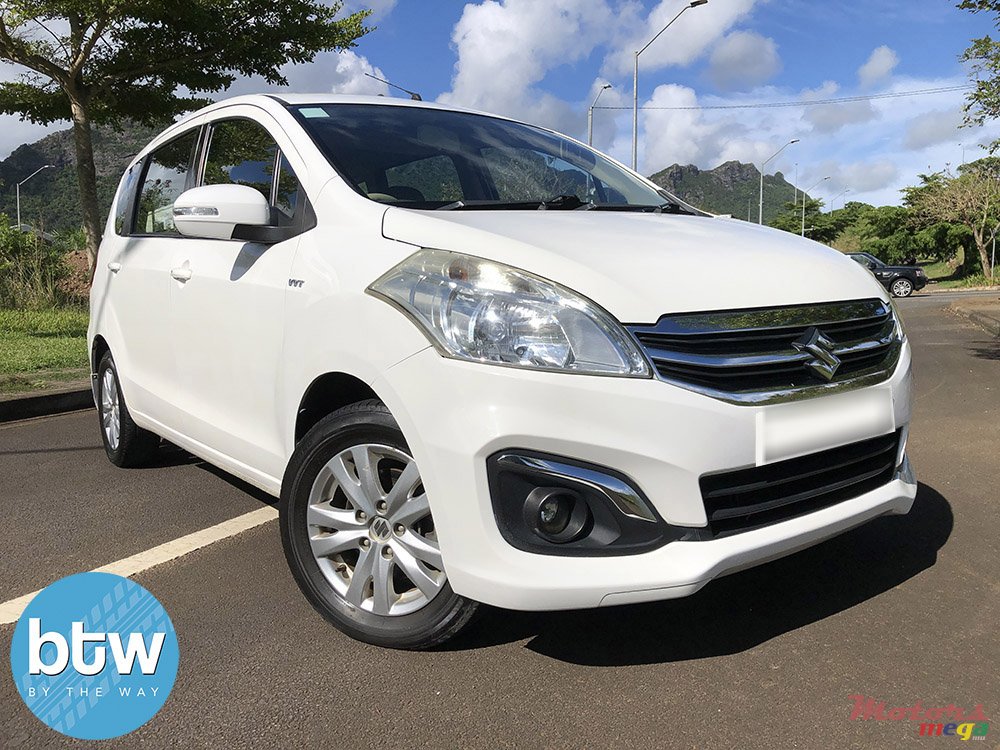 2018' Suzuki Ertiga photo #1