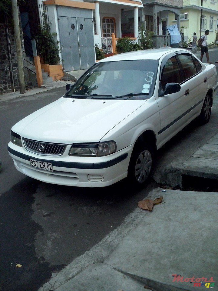 2002' Nissan Sunny dorizine photo #1