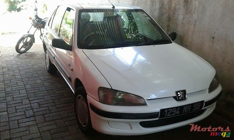 1998' Peugeot 106 photo #1