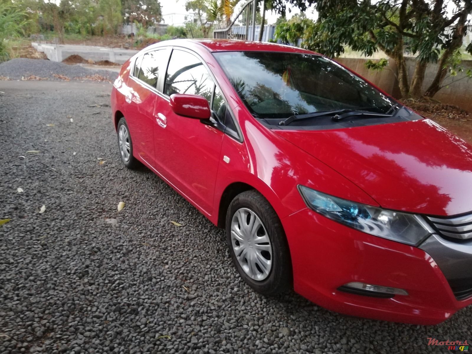 2010' Honda Insight photo #2