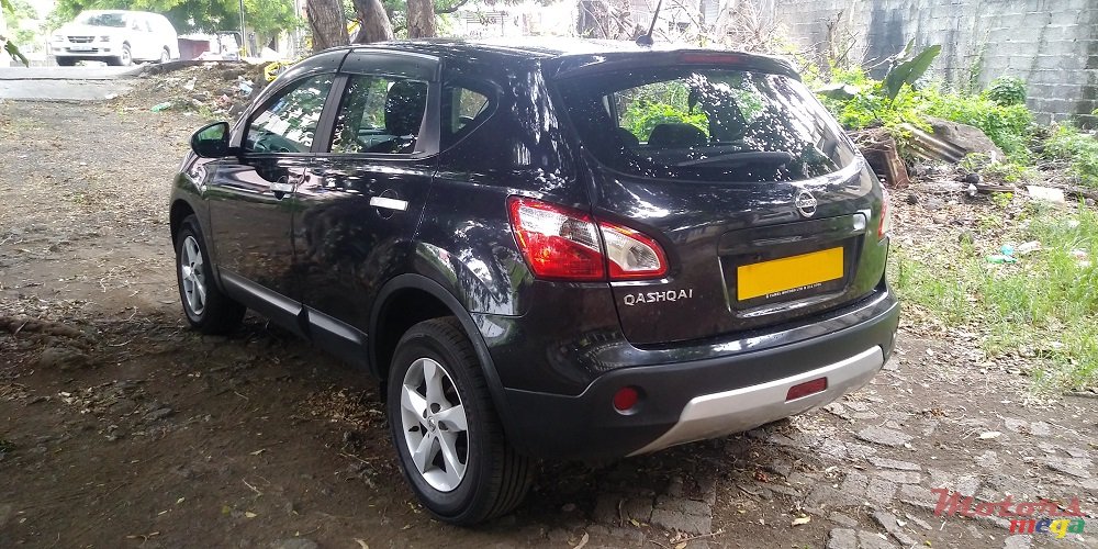 2012' Nissan Qashqai 1.6 photo #3