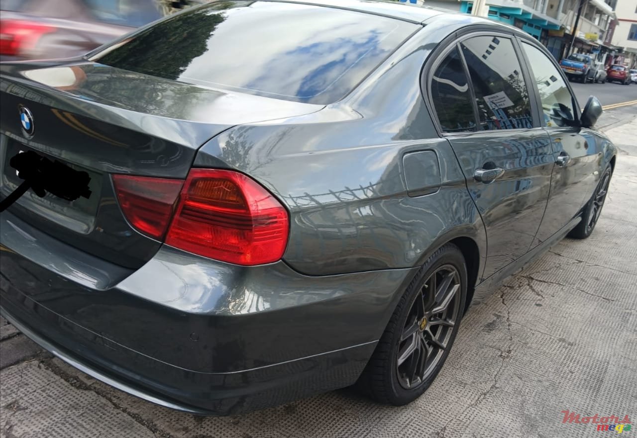 2009' BMW 3 Series Silencer photo #5