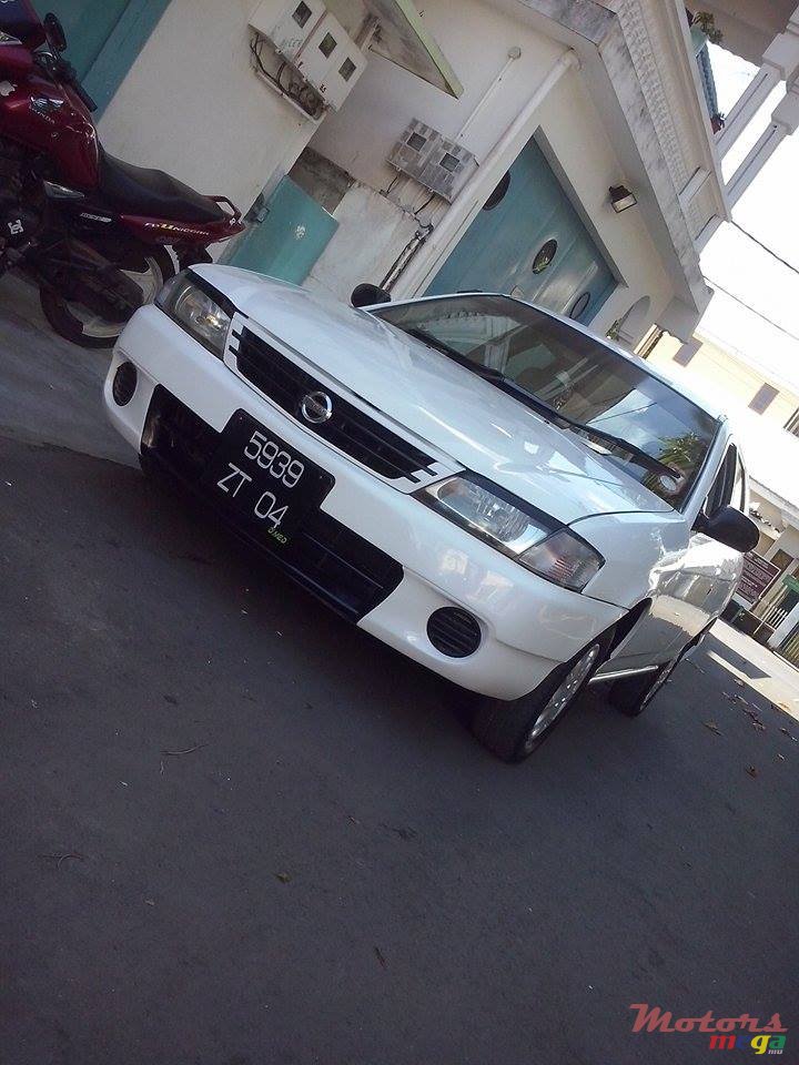 2004' Nissan Urvan AD VAN photo #4