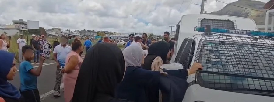 Accident mortel et délit de fuite : les événements reconstitués sous tension à Camp-Levieux