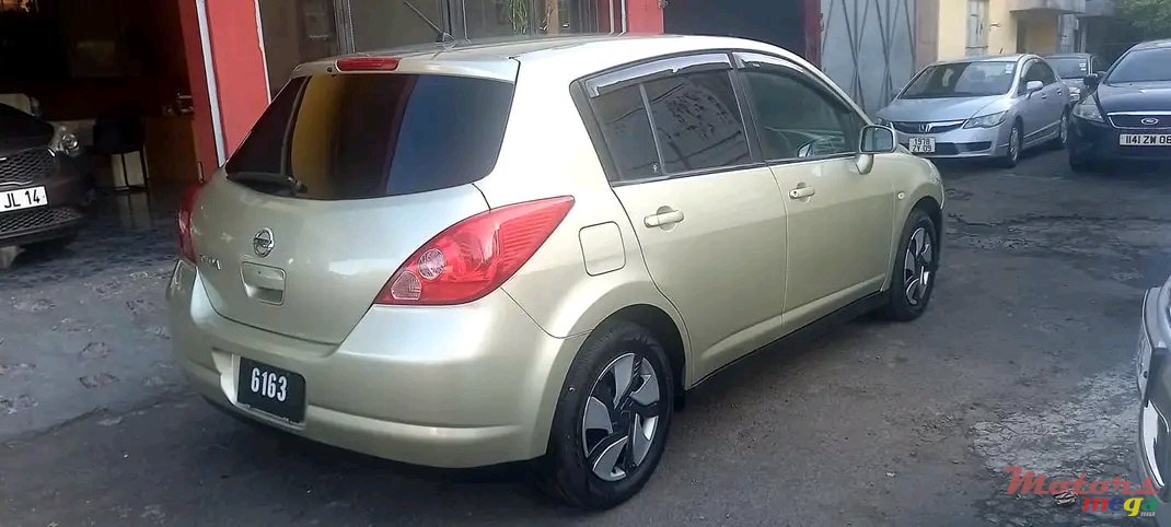 2007' Nissan Tiida photo #3