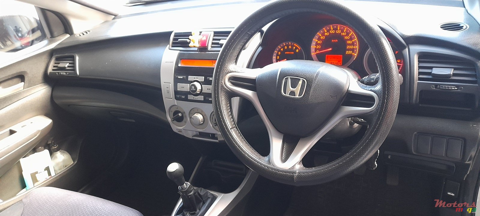 2011' Honda City photo #2
