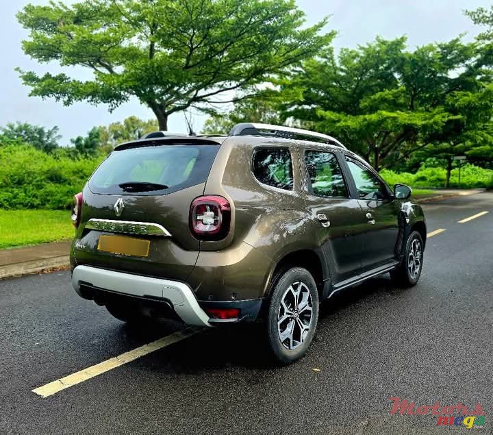 2022' Renault Duster Intens Turbo photo #4