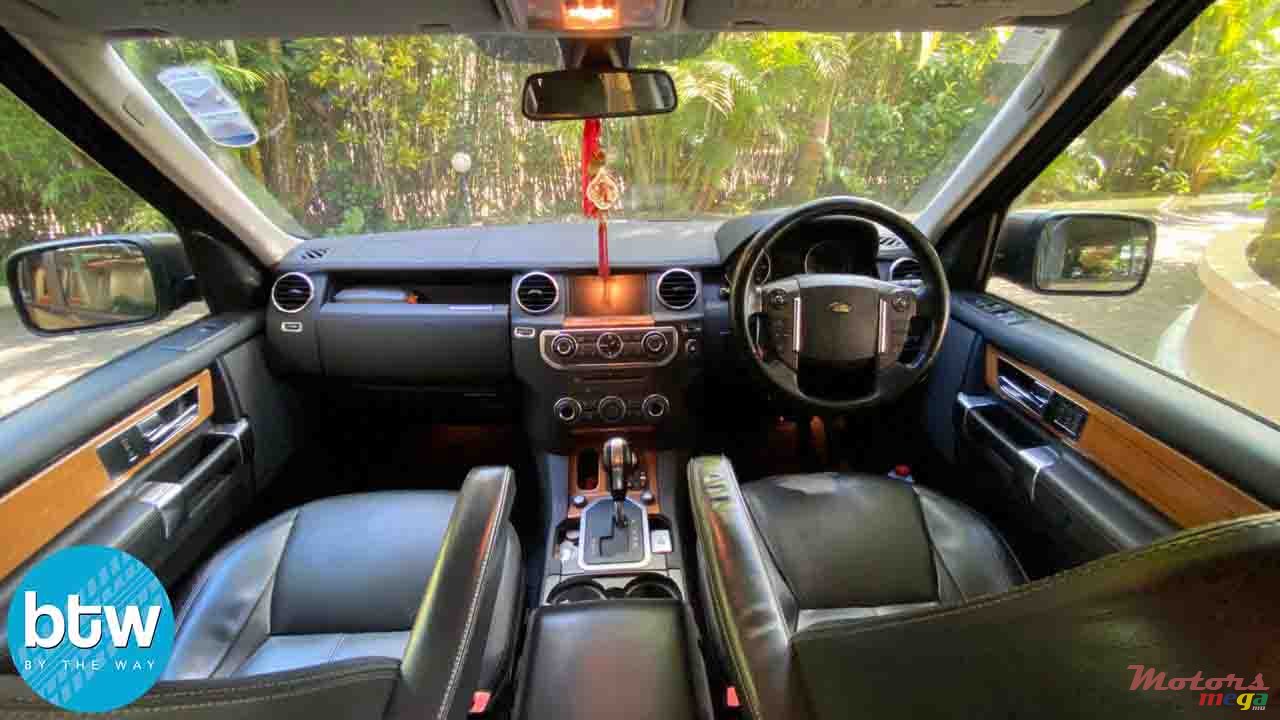 2010' Land Rover Discovery 4 HSE TDV6 photo #7
