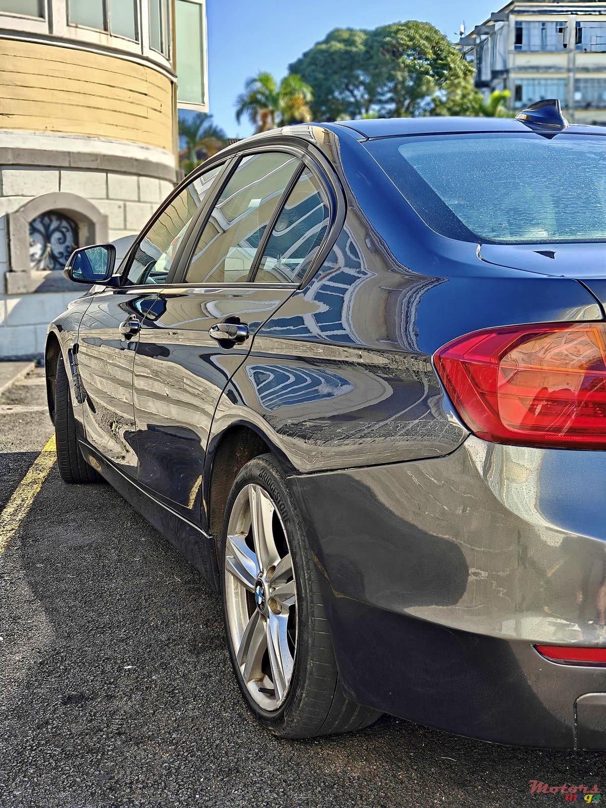 2014' BMW 316 photo #4