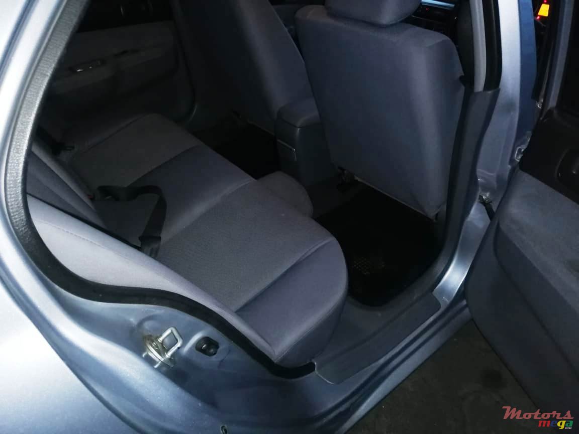 2011' Mitsubishi Lancer GLX photo #5