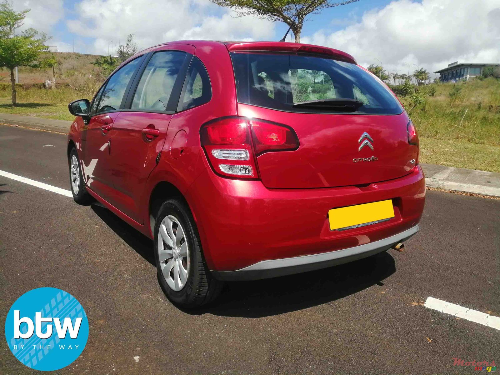 2012' Citroen C3 photo #2