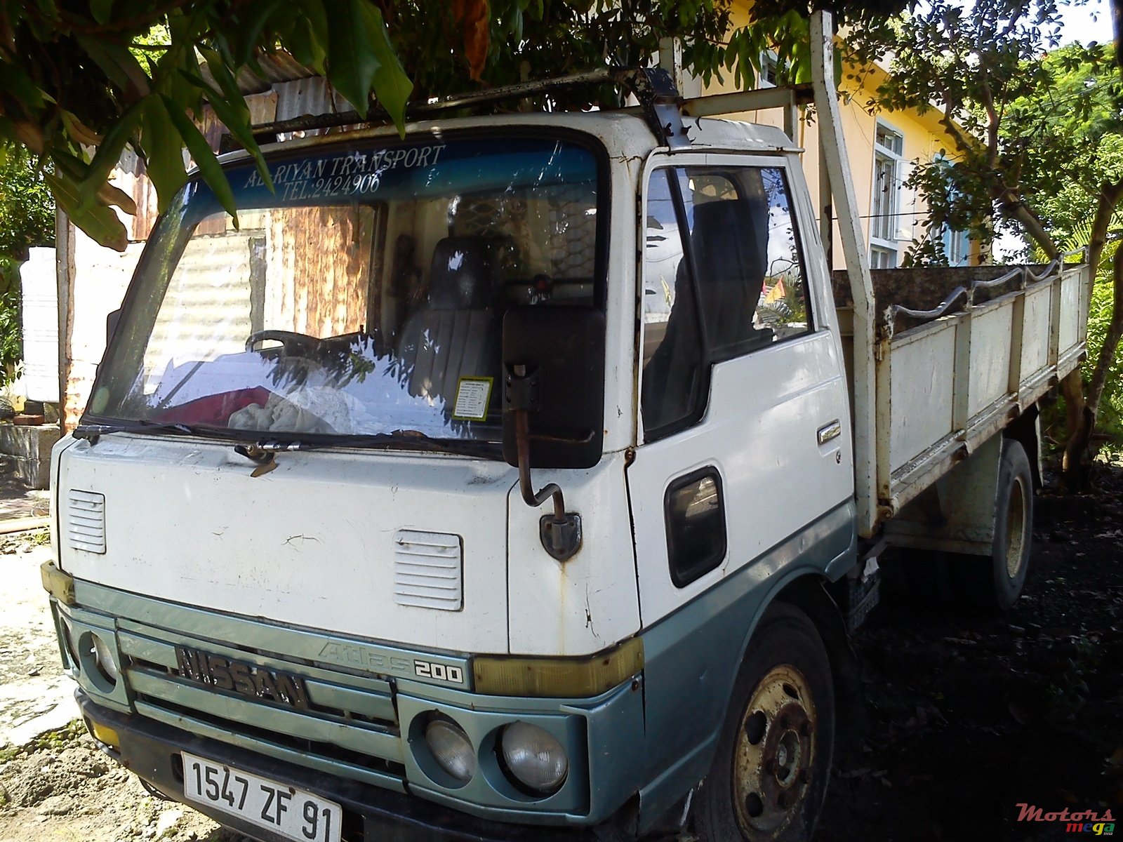 1991' Nissan photo #1