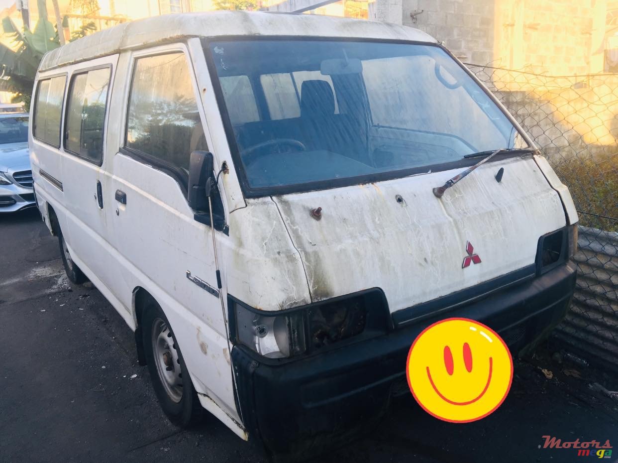 1998' Mitsubishi photo #1