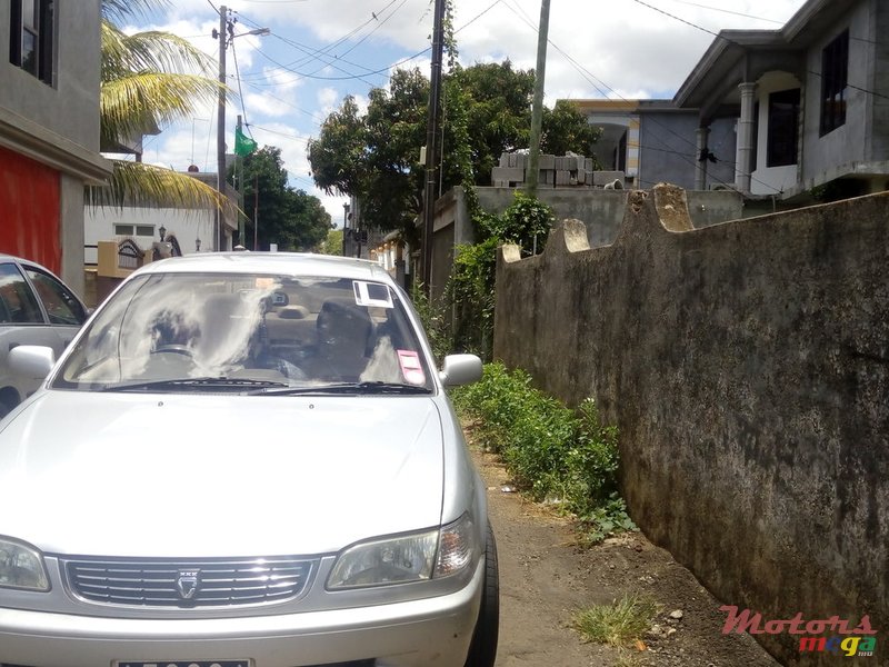 2000' Toyota Corolla riviere photo #4