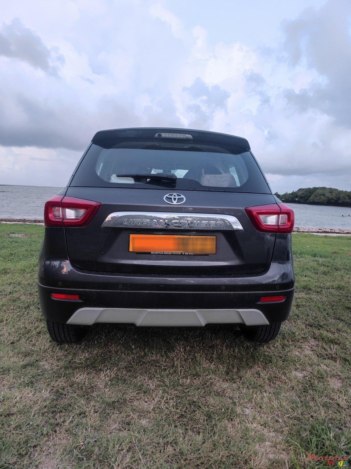 2022' Toyota Urban Cruiser photo #4