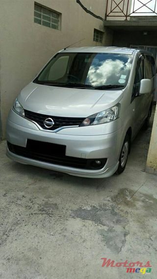 2014' Nissan NV 16x2r photo #1