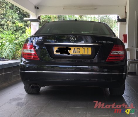 2011' Mercedes-Benz C-Class photo #1